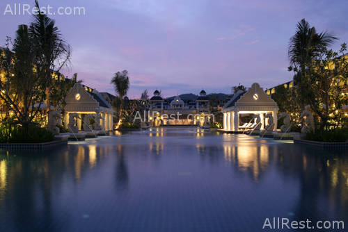 Phuket Graceland Resort & Spa 